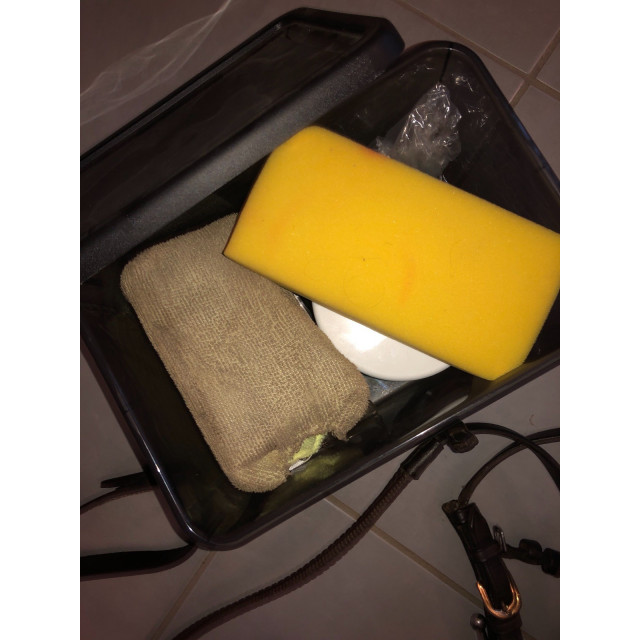 filet avec mors et 2 paires de rênes