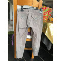 Pantalon gris KOMUTEKIR "Samantha"
