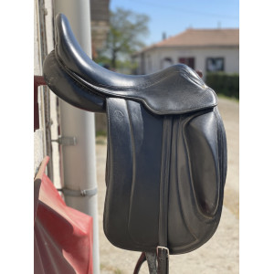 Selle de dressage SCB cuir noir