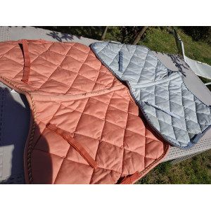 Lot 2 tapis taille poney