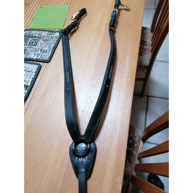 Collier de chasse à strass