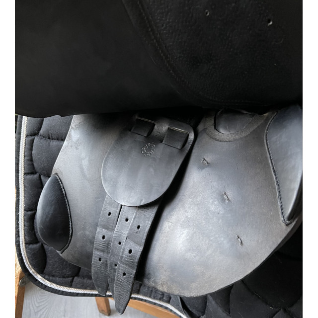 Selle mixte fleur de lys 17pouces