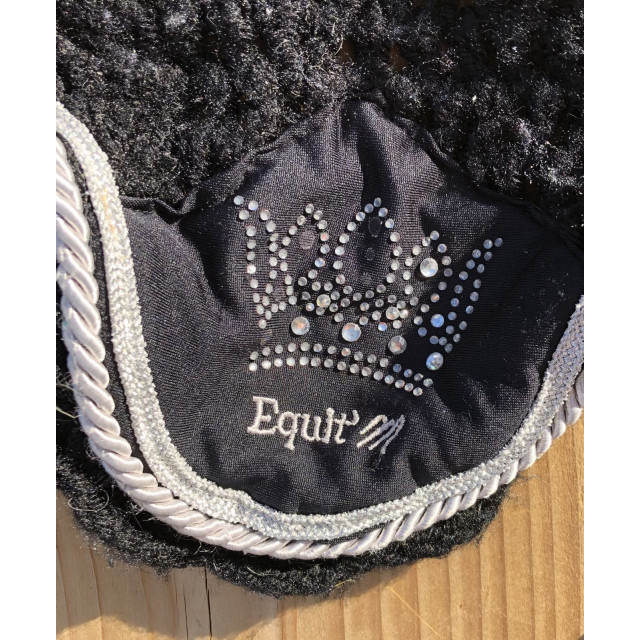 Bonnet equi-thème