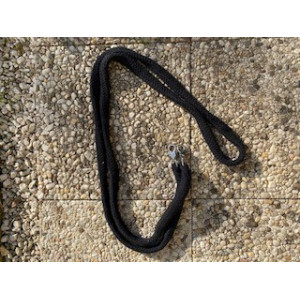 rênes en matière longe noires