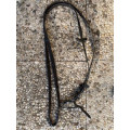 rênes en tissus noires