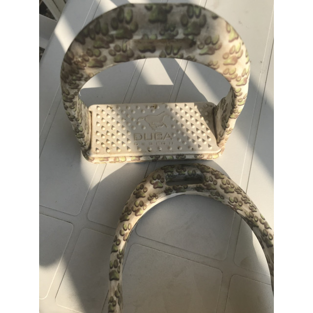 Étriers duca desing