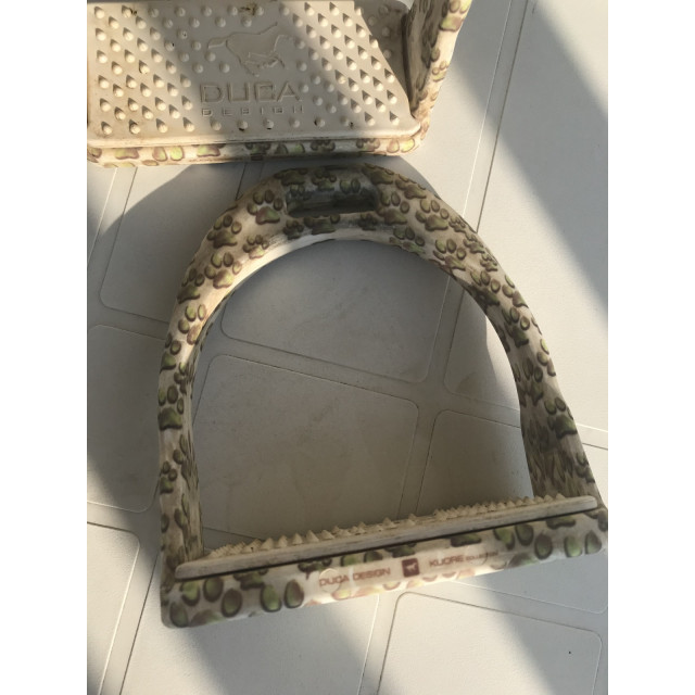 Étriers duca desing