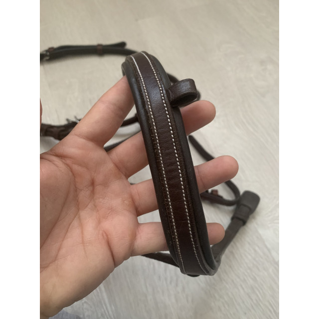 Muserolle flags and cup