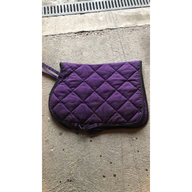 Tapis équitheme violet