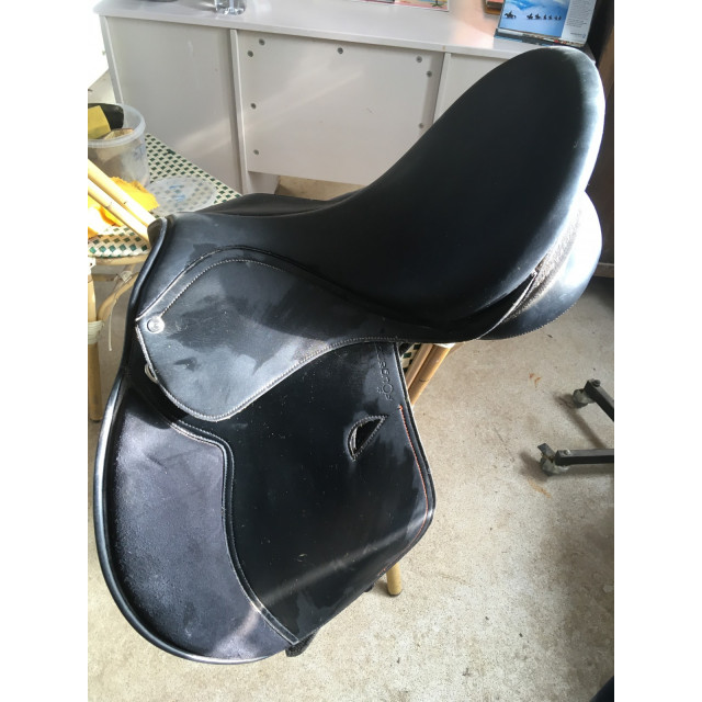 Selle synthétique décathlon