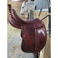A vendre selle de dressage Cwd marron
