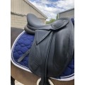 Selle de Dressage Ikonic 17.5