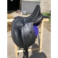 Selle de Dressage Ikonic 17.5