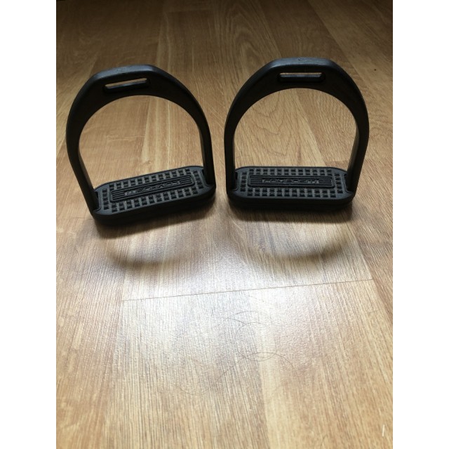 Etriers taille enfant