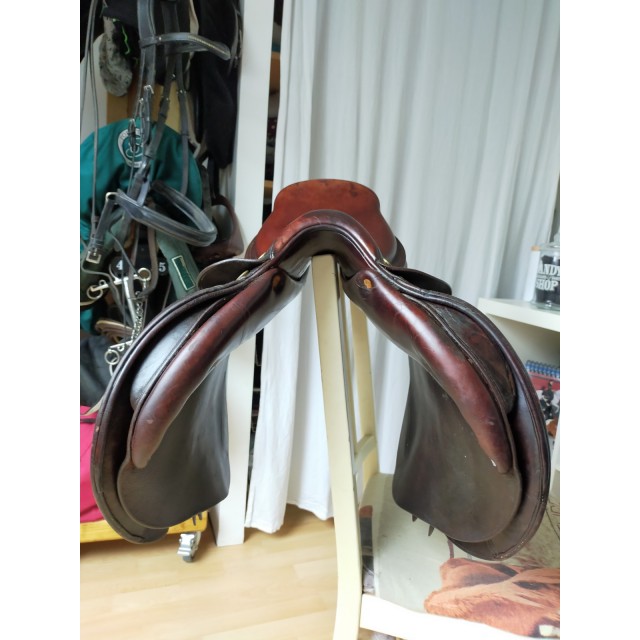 Selle de saut Bruno Delgrange