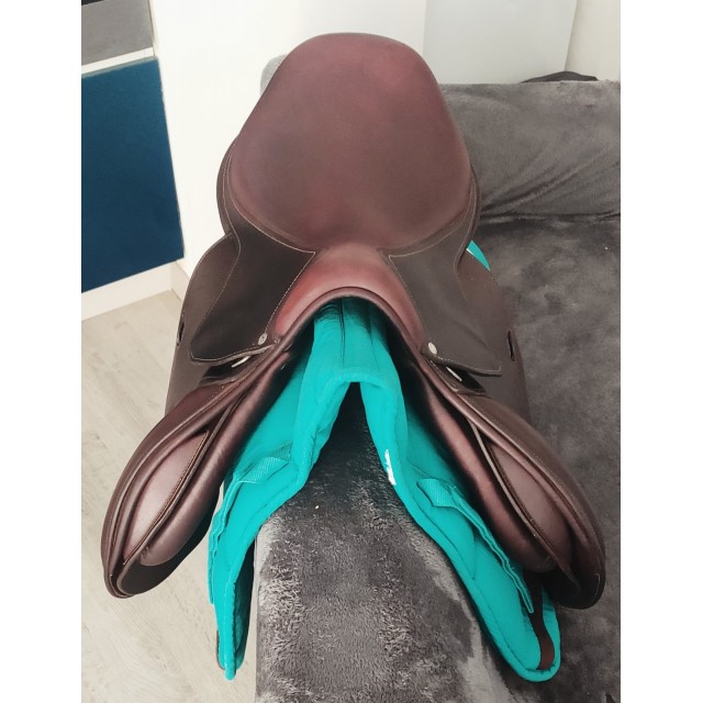 Selle Antarès 17.5"