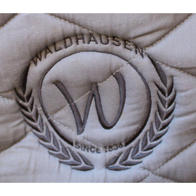 tapis gris et orange