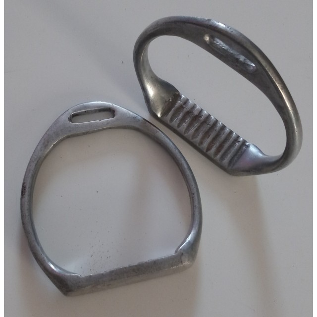 Etriers enfant aluminium