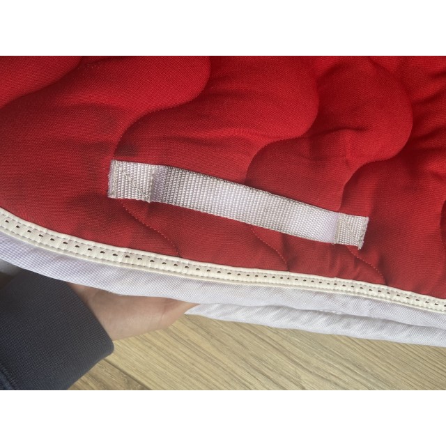 tapis pénélope leprevost rouge coupé sport