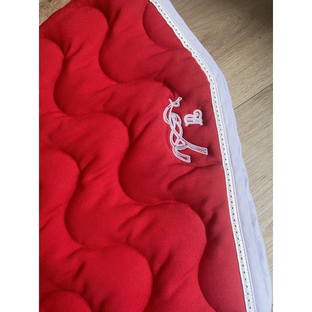 tapis pénélope leprevost rouge coupé sport