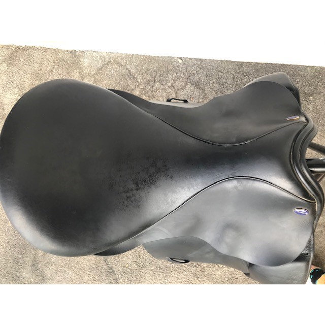 SELLE DRESSAGE CUIR NOIRE EURORIDING T 17