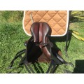 Selle mono quartiers Forestier, siège 17,5 , très confortable.