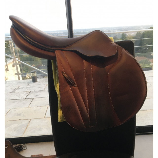 Selle Butet équipée