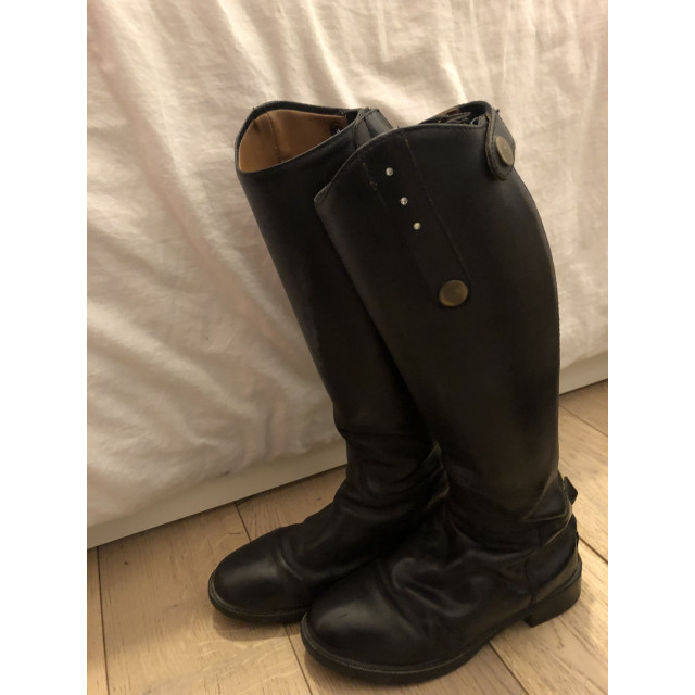 Bottes enfants en cuir noir