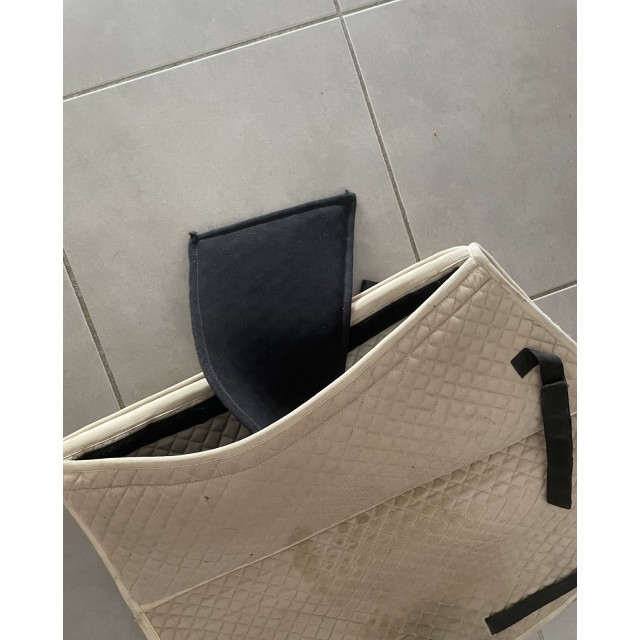 Tapis avec amortisseur intégré