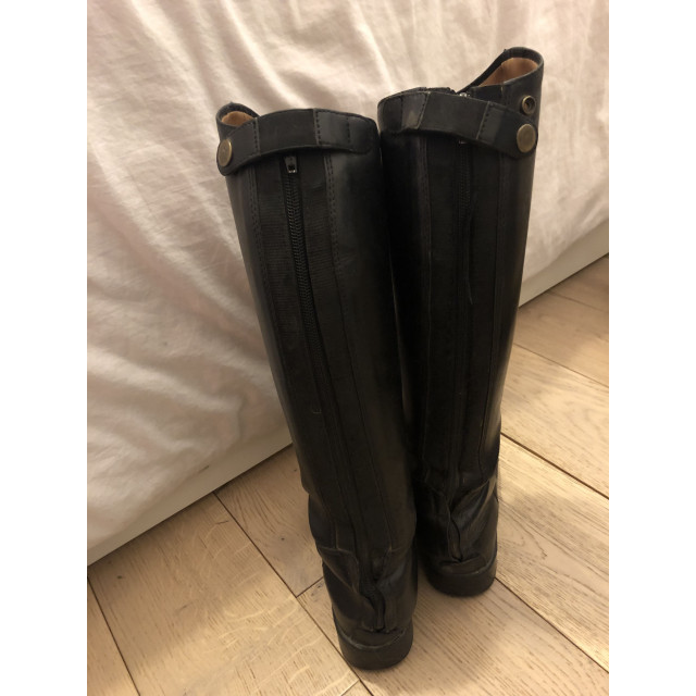 Bottes enfants en cuir noir