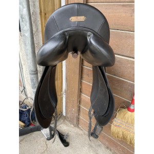 Selle de dressage