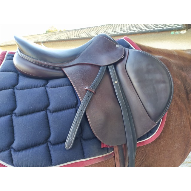 Selle Devoucoux Biarritz O 17 pouces