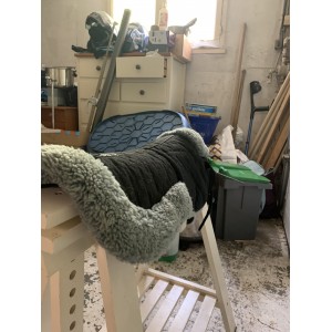 amortisseur mouton noir et bleu taille cheval