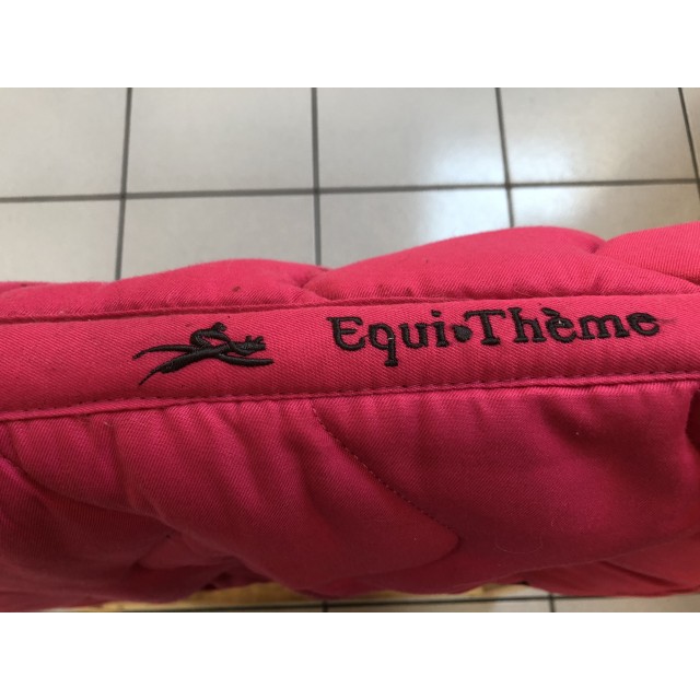 Tapis de selle rose