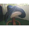 Selle en cuir noir 17,5