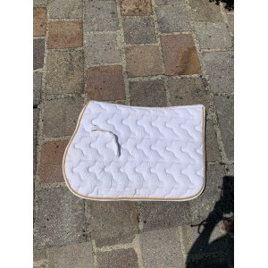 Tapis blanc et or (taille cob)