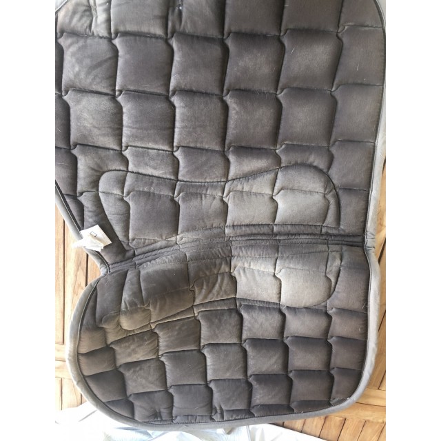 tapis fouganza bon état !!