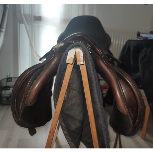 Selle d'occasion Eric Thomas en 17,5
