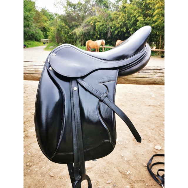 Selle de dressage Forestier 17 pouces