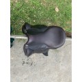 Selle dressage devoucoux makila 17.5