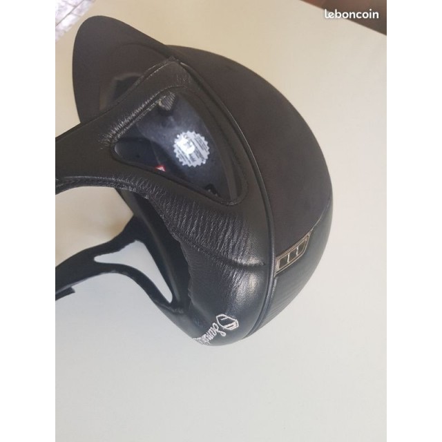 Bombe samshield noire taille m avec mousse 58 et 61