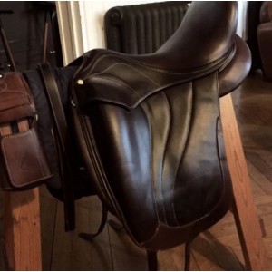Selle de dressage Antares Concept
