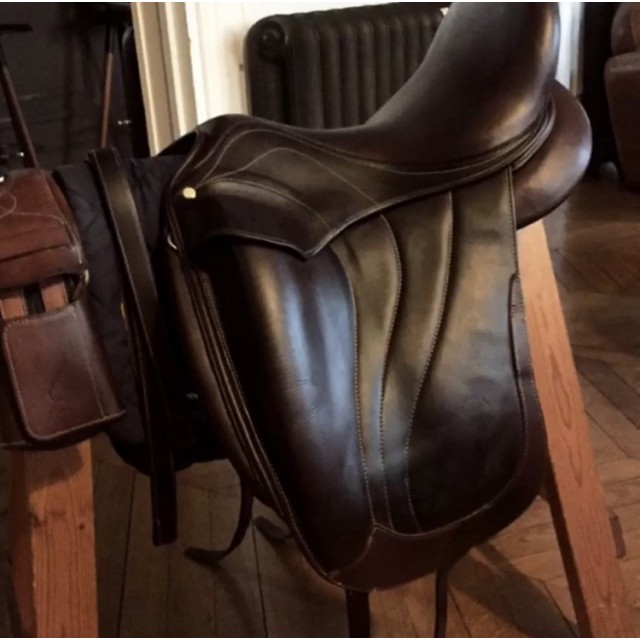 Selle de dressage Antares Concept