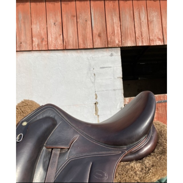 selle de dressage Devoucoux