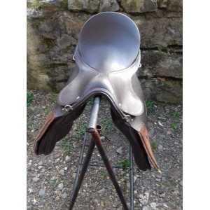 Selle mixte en cuire