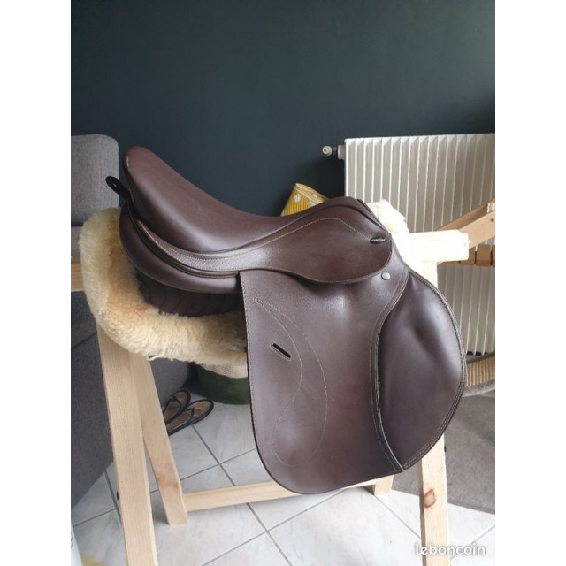 Selle Mixte 16.5 pouces Tekna