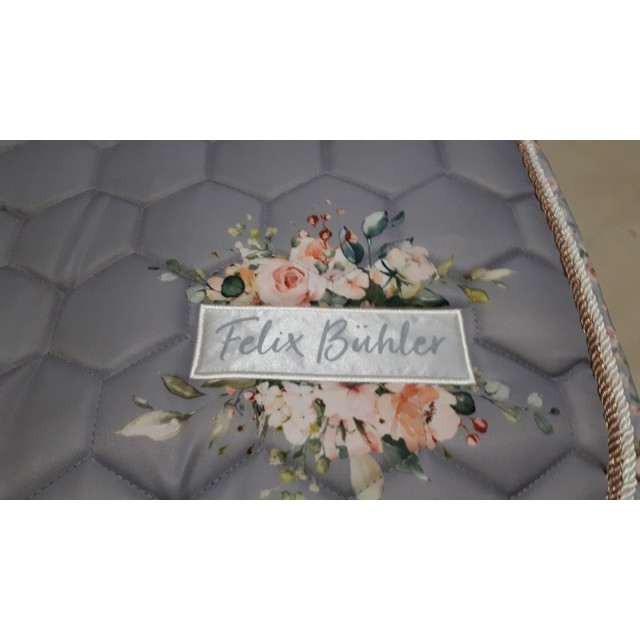 tapis gris clair felix bühler taille poney