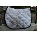 tapis fouganza blanc