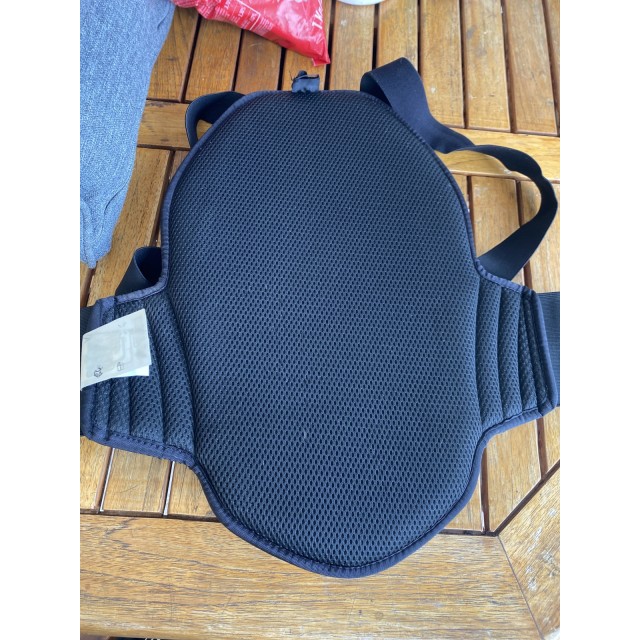 Protège dos fouganza noir