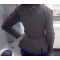 Superbe veste Askara marron ultra féminine et confortable